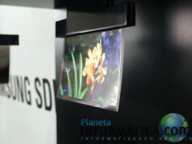 samsung flapping oled 480x360 - Tela OLED ultra fina da Samsung balan&ccedil;a com o vento