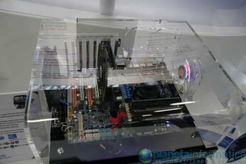 ep55funcionando - [Computex 2009] Gigabyte exibe placas com VRM de 24 fases