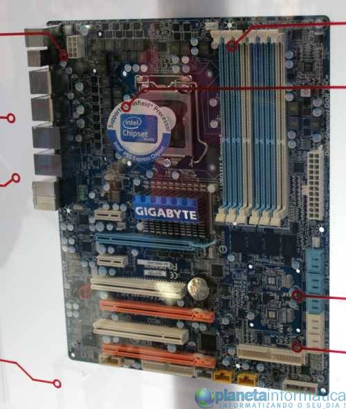 ep55ud4p3 - [Computex 2009] Gigabyte apresenta sua linha de placas P55