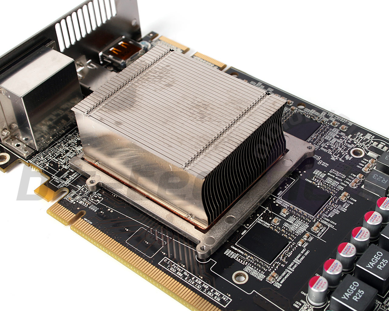AMD Radeon HD 5770 06 - Fotos da Gigabyte HD 5770