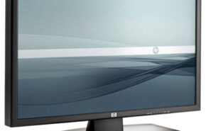 HP-LD4200tm-Multitouch-Full-HD-LCD-Display-3-quarter-view Monitor de 42″ multitáctil da HP