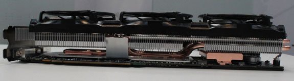 Sapphire Radeon HD 5970 4GB 02 - Primeiras fotos da Sapphire HD 5970, impressionante