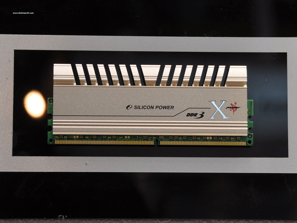 DSC 0125 - Computex 2010: Silicon Power DDR3 e SSD