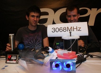 Recorde com DDR3: 3.068 MHz kingstonddr33068mhz03 575x414 - Recorde com DDR3: 3.068 MHz