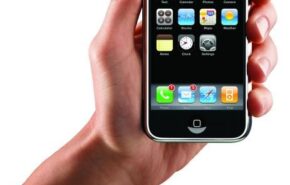 iPhone 3G é vendido em supermercado