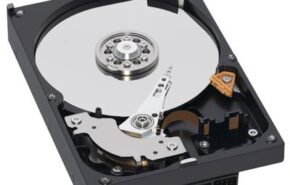 Hitachi pensa chegar aos 5 TB por disco para 2010.